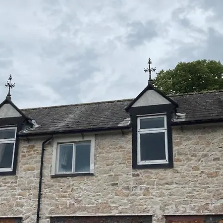 Tallentire Hall Holiday home *